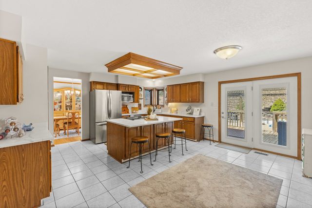 2421 Park Drive, West Des Moines, IA 50265