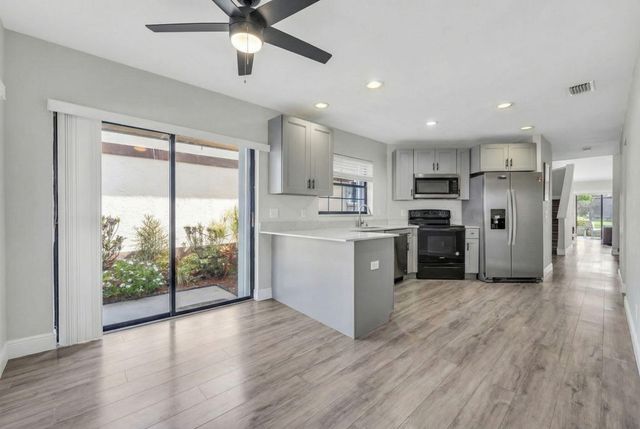 20824 Boca Ridge Drive N, Boca Raton, FL 33428