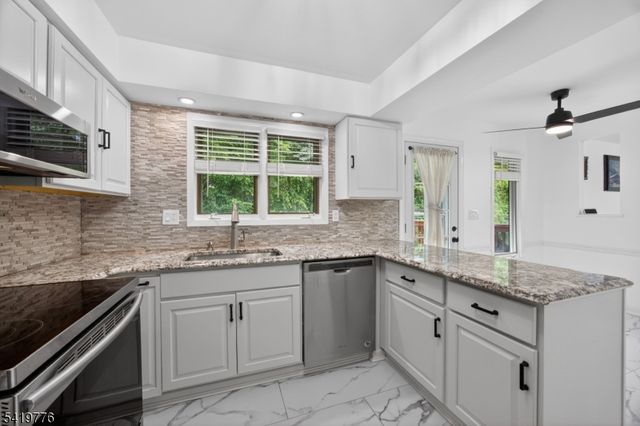 79 Clark Rd, Wantage Twp., NJ 07461