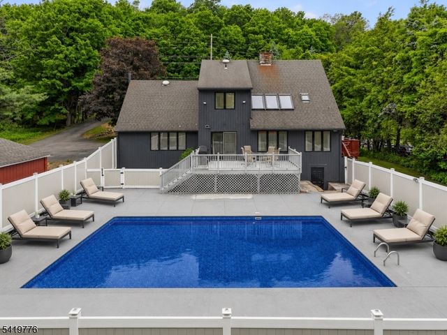 79 Clark Rd, Wantage Twp., NJ 07461