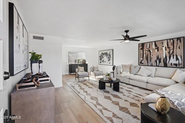 5847 E THOMAS Road, Scottsdale, AZ 85251