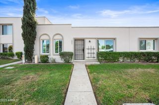 5847 E THOMAS Road, Scottsdale, AZ 85251