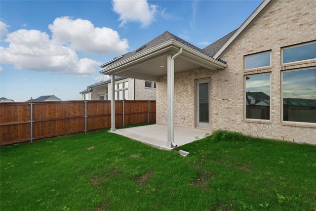 305 Fire Blade Drive, Aledo, TX 76008