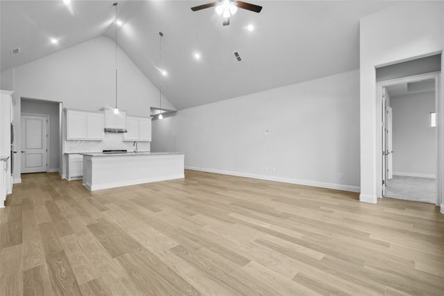 305 Fire Blade Drive, Aledo, TX 76008
