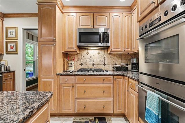4106 Nancy Creek Way NE, Atlanta, GA 30319