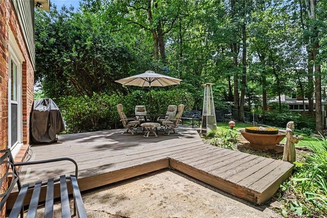 4106 Nancy Creek Way NE, Atlanta, GA 30319