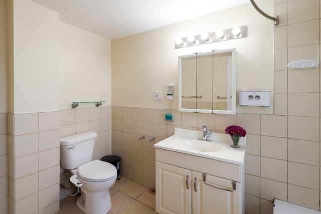 2405 ERIE Street, River Grove, IL 60171