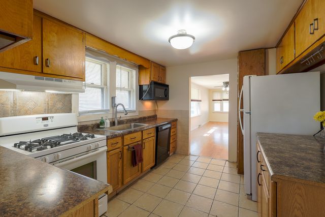 2405 ERIE Street, River Grove, IL 60171