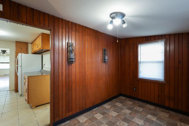 2405 ERIE Street, River Grove, IL 60171