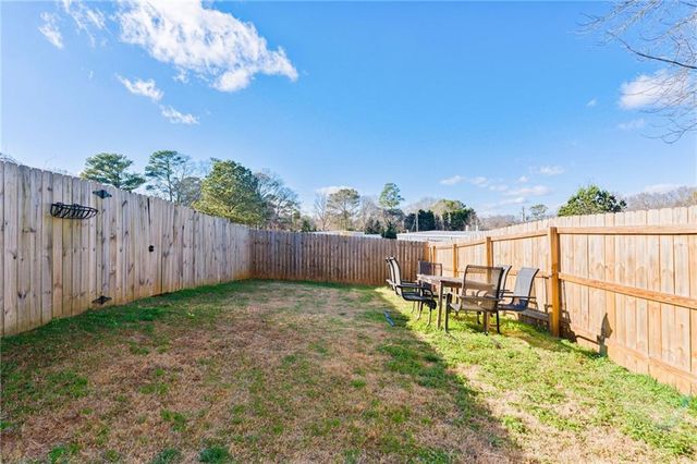 1525 Paces Ferry North Dr SE, Smyrna, GA 30080