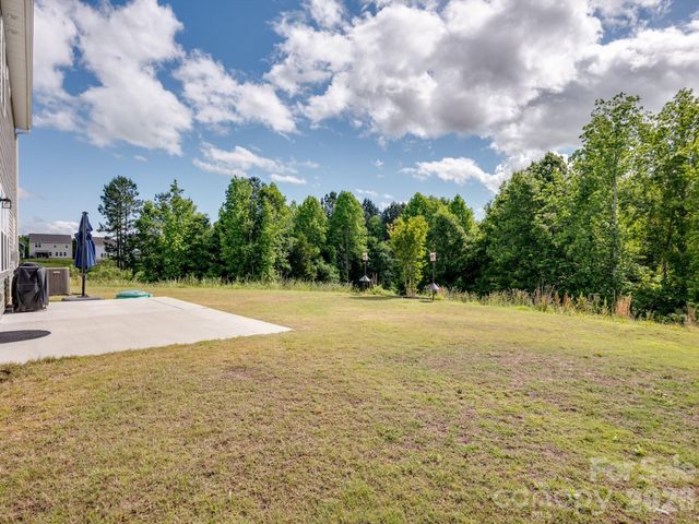 1174 Narrowmouth Court, Lancaster, SC 29720