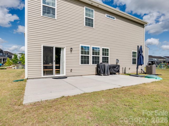 1174 Narrowmouth Court, Lancaster, SC 29720