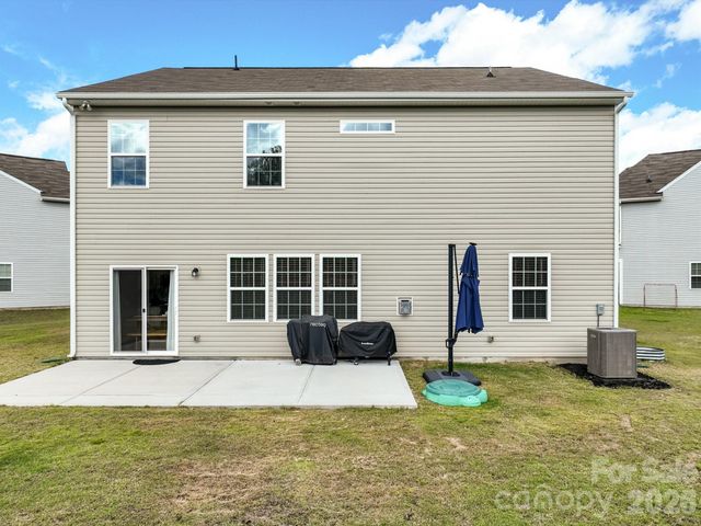 1174 Narrowmouth Court, Lancaster, SC 29720