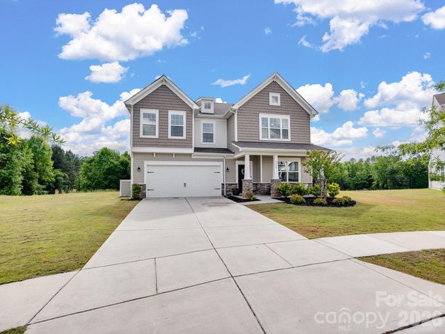 1174 Narrowmouth Court, Lancaster, SC 29720