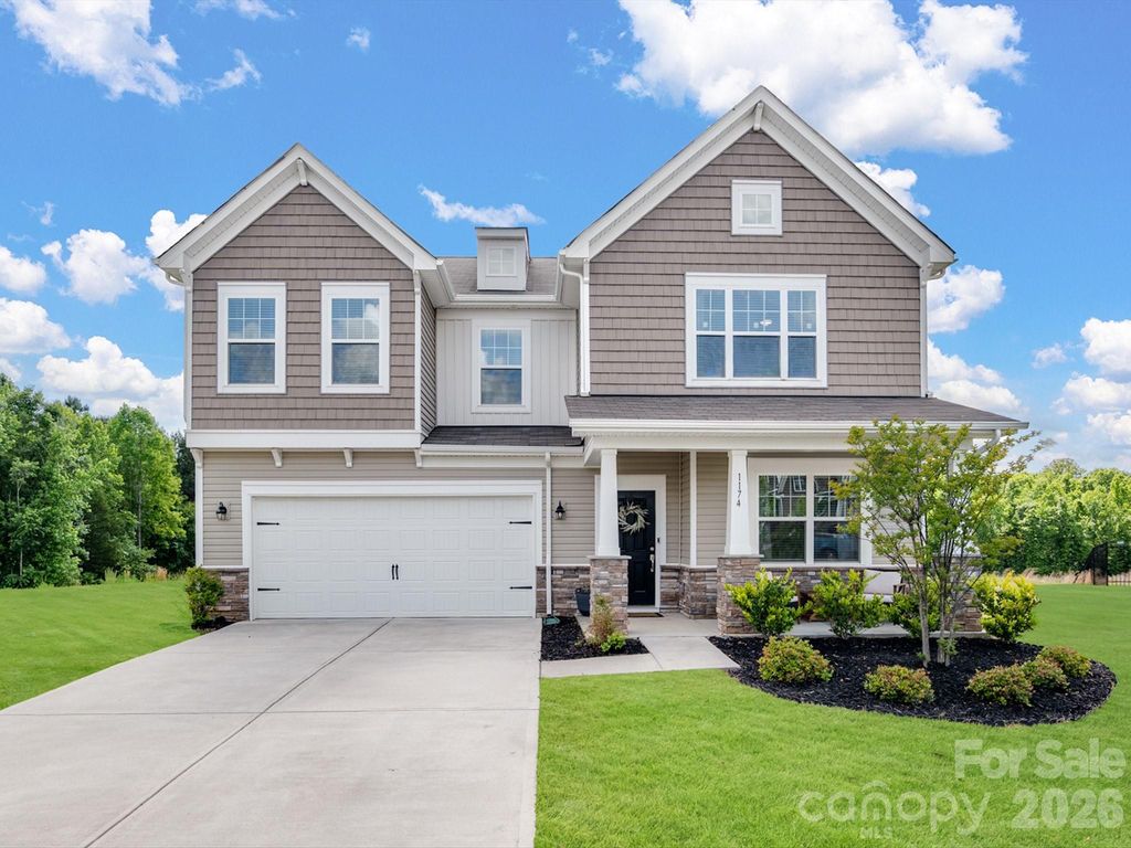 1174 Narrowmouth Court, Lancaster, SC 29720