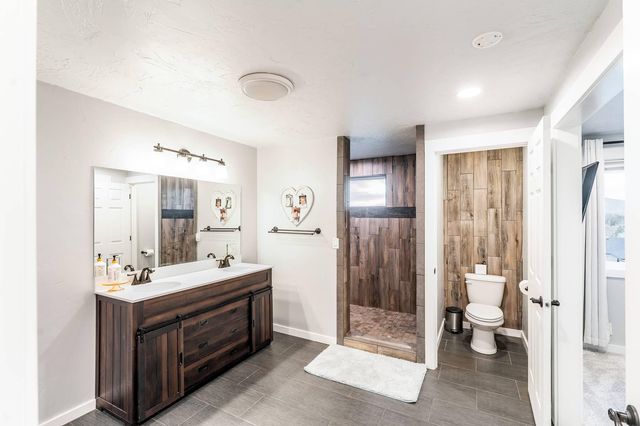 3388 SW 46th Street, Redmond, OR 97756