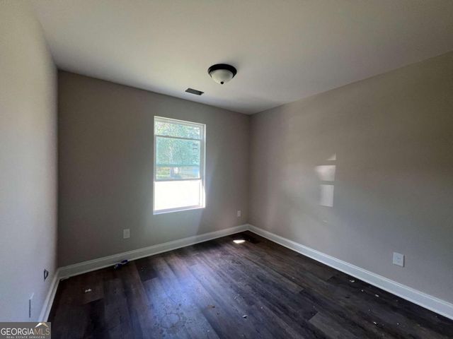 77 Laurel Avenue, Comer, GA 30629