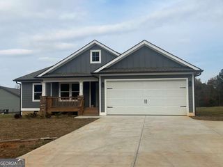 77 Laurel Avenue, Comer, GA 30629