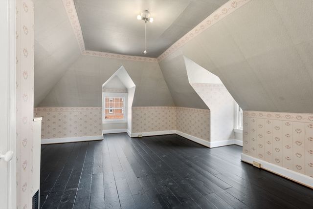 30 Firglade Ave, Springfield, MA 01108