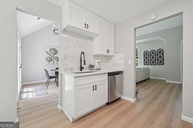 5825 Rolling Oaks Drive, Cumming, GA 30040