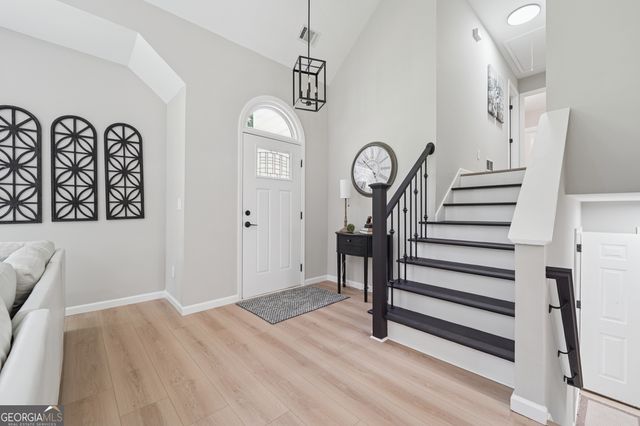 5825 Rolling Oaks Drive, Cumming, GA 30040