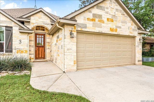 3 Memory Ln, Wimberley, TX 78676