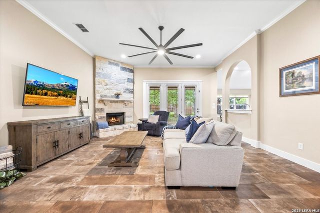 3 Memory Ln, Wimberley, TX 78676