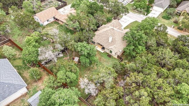 3 Memory Ln, Wimberley, TX 78676