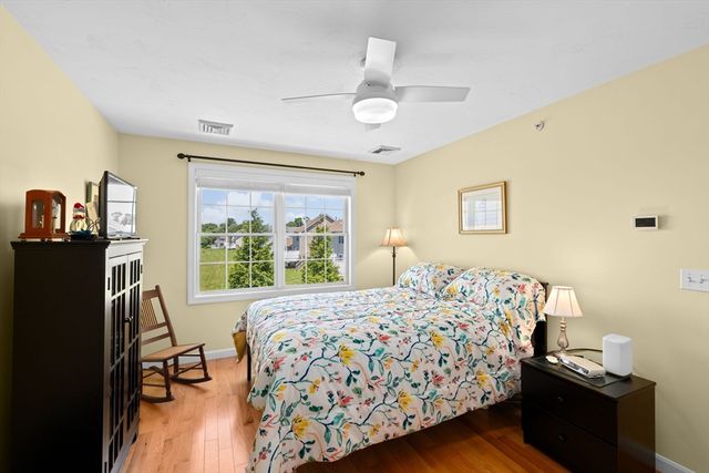 43 N Main St B, Berkley, MA 02779