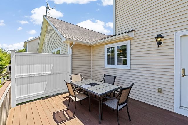 43 N Main St B, Berkley, MA 02779