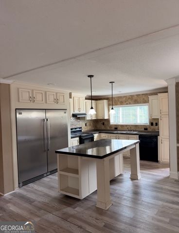 1825 Rocks Springs Road, Dublin, GA 31021