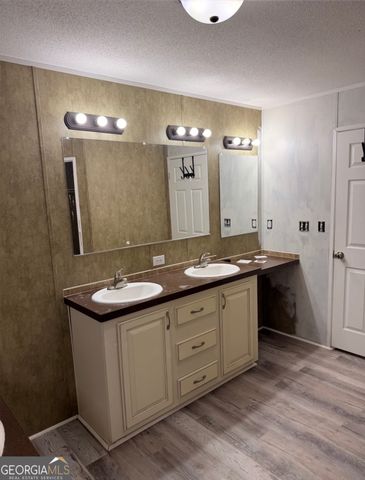 1825 Rocks Springs Road, Dublin, GA 31021