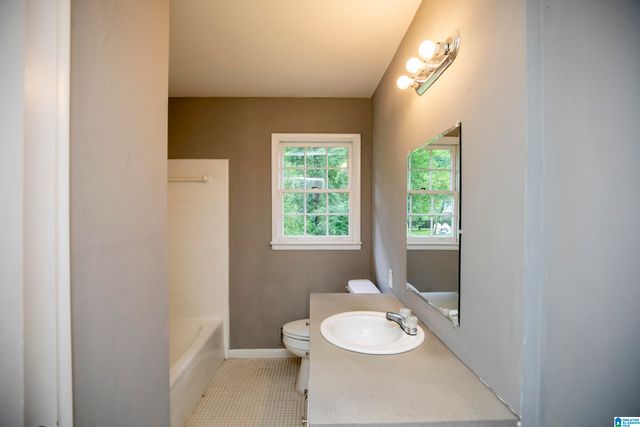 1037 DAWN DRIVE, Birmingham, AL 35235