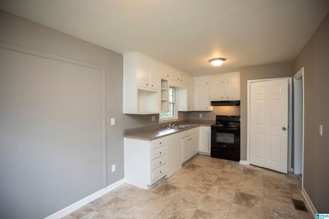1037 DAWN DRIVE, Birmingham, AL 35235