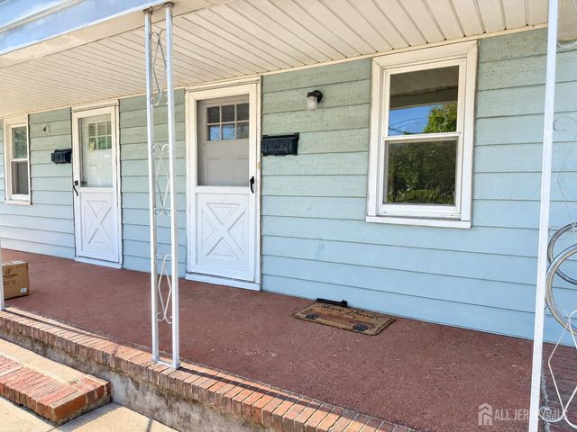151 Macarthur ave Avenue, Sayreville, NJ 08879