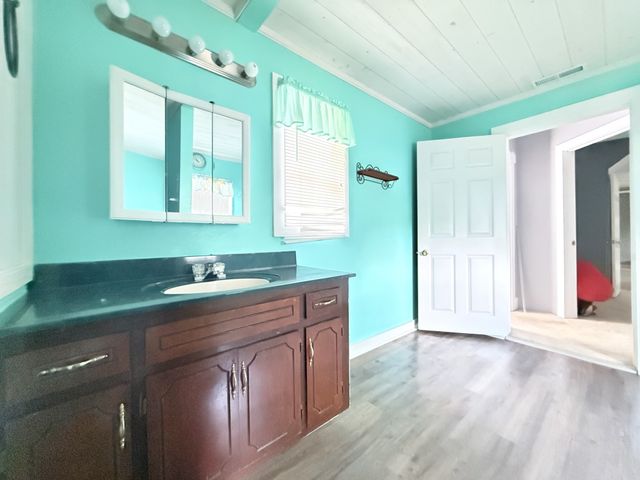 2844 Jarman Hollow Rd, Palmyra, TN 37142