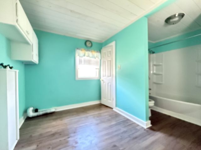 2844 Jarman Hollow Rd, Palmyra, TN 37142