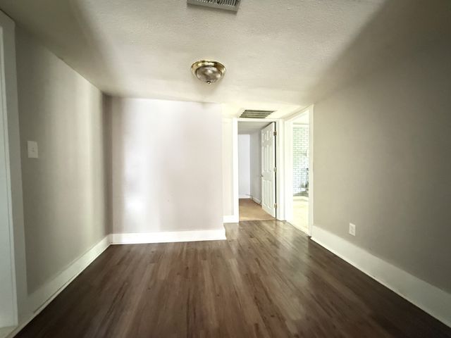 2844 Jarman Hollow Rd, Palmyra, TN 37142