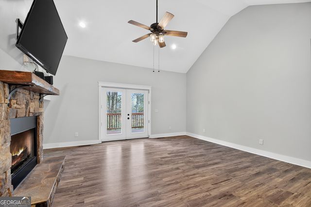 186 Meadow Circle, Ellijay, GA 30540