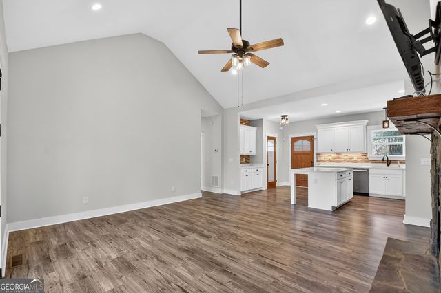 186 Meadow Circle, Ellijay, GA 30540