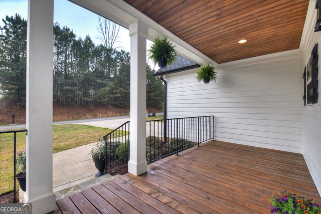 186 Meadow Circle, Ellijay, GA 30540