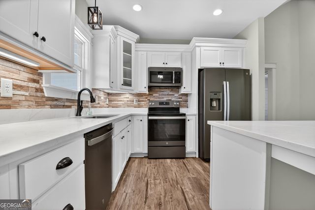 186 Meadow Circle, Ellijay, GA 30540