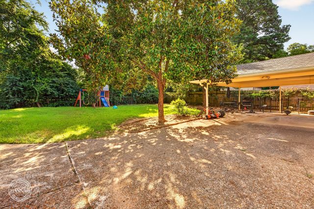 8853 Bayonne Drive, Shreveport, LA 71118