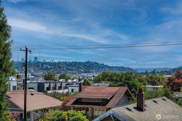 2817 NW 66th Street, Seattle, WA 98117