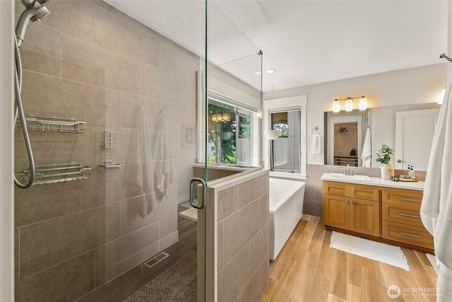 2817 NW 66th Street, Seattle, WA 98117