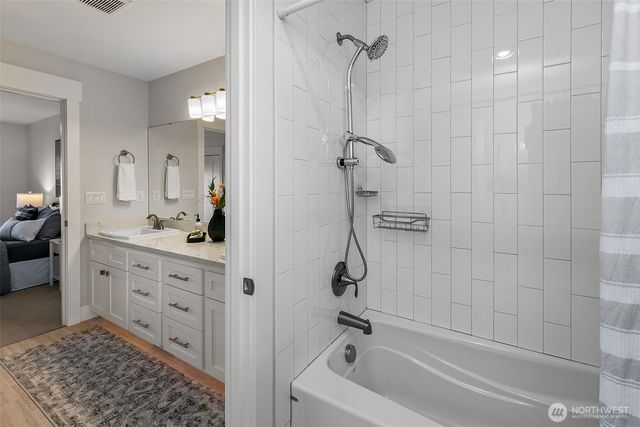 2817 NW 66th Street, Seattle, WA 98117