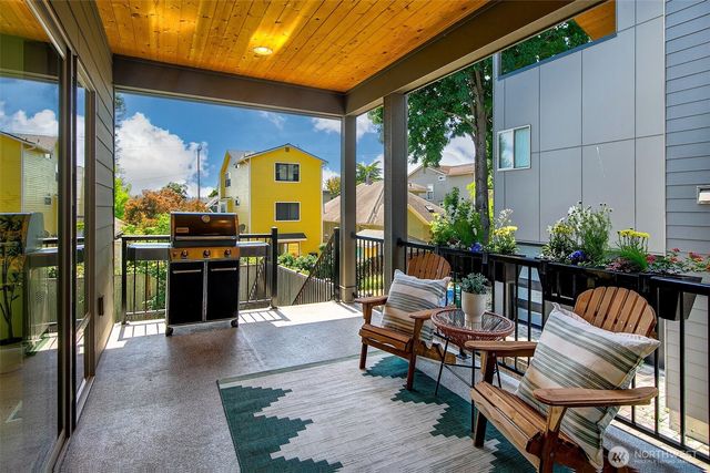 2817 NW 66th Street, Seattle, WA 98117