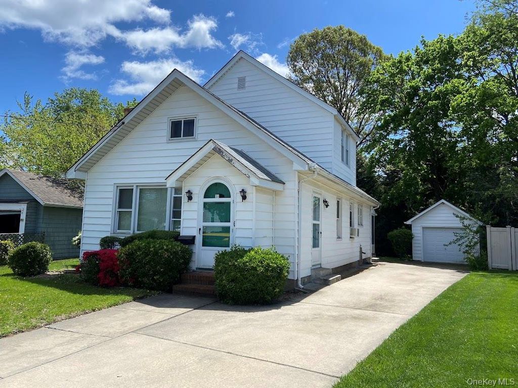 39 Munson Place, East Rockaway, NY 11518 — exterior