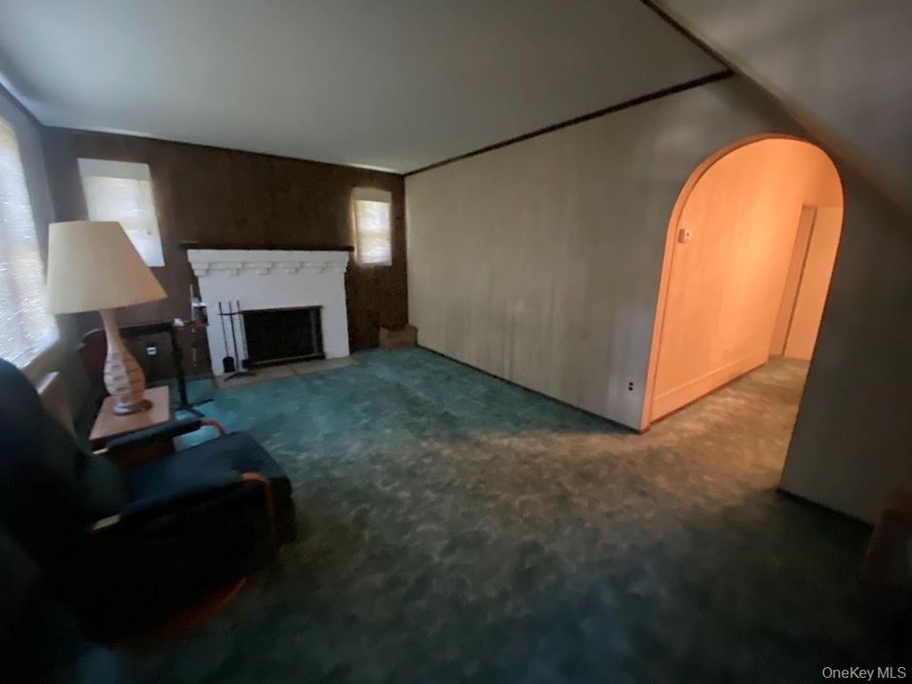 39 Munson Place, East Rockaway, NY 11518 — photo 4