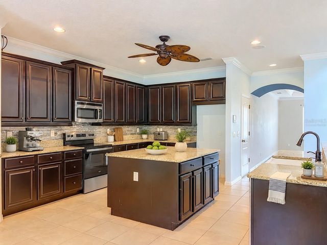 3012 SAN LEO DRIVE, Orlando, FL 32820